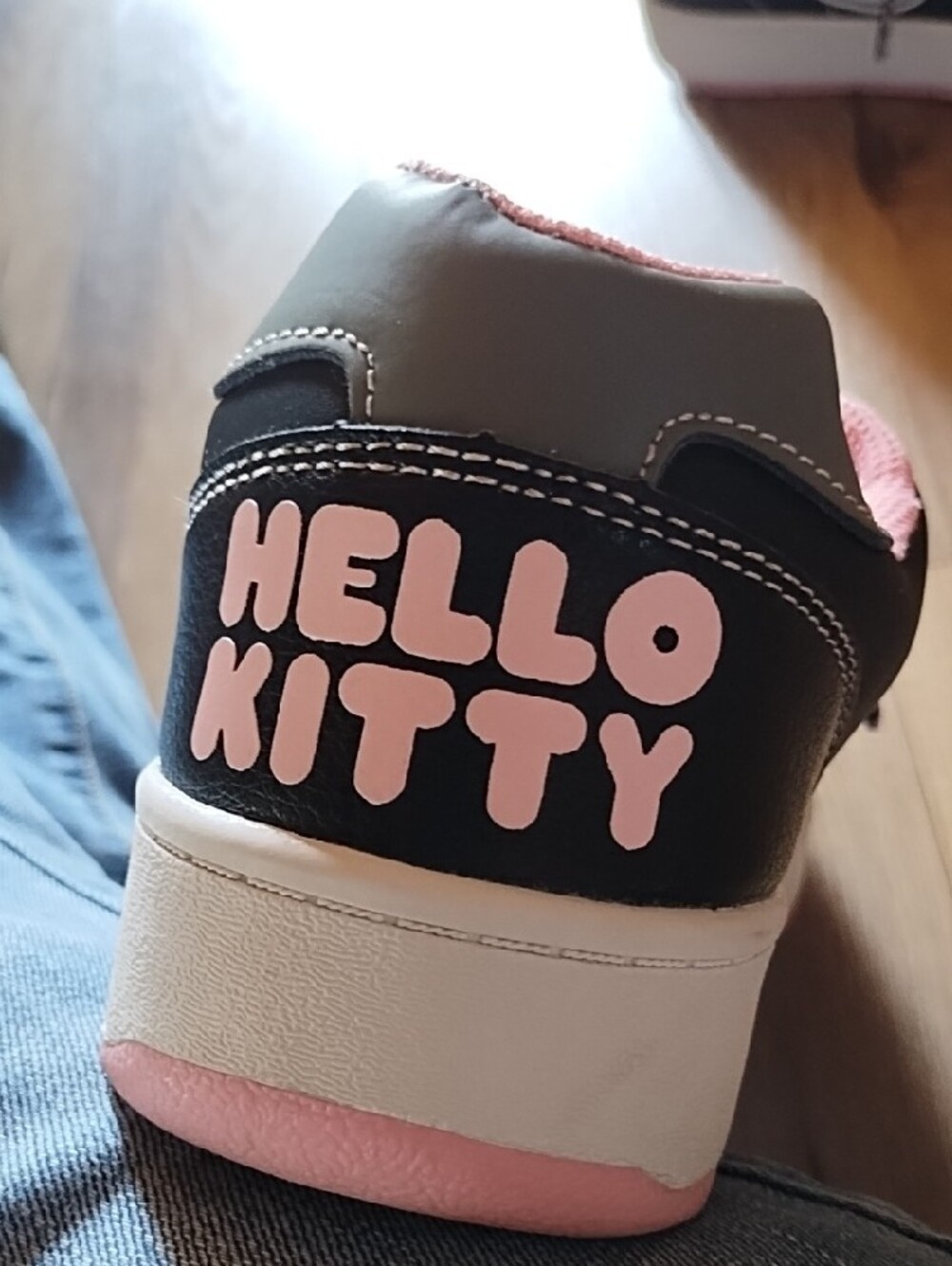 Hello Kitty Black and Pink Girls' Sneakers - Picture 4 of 7
